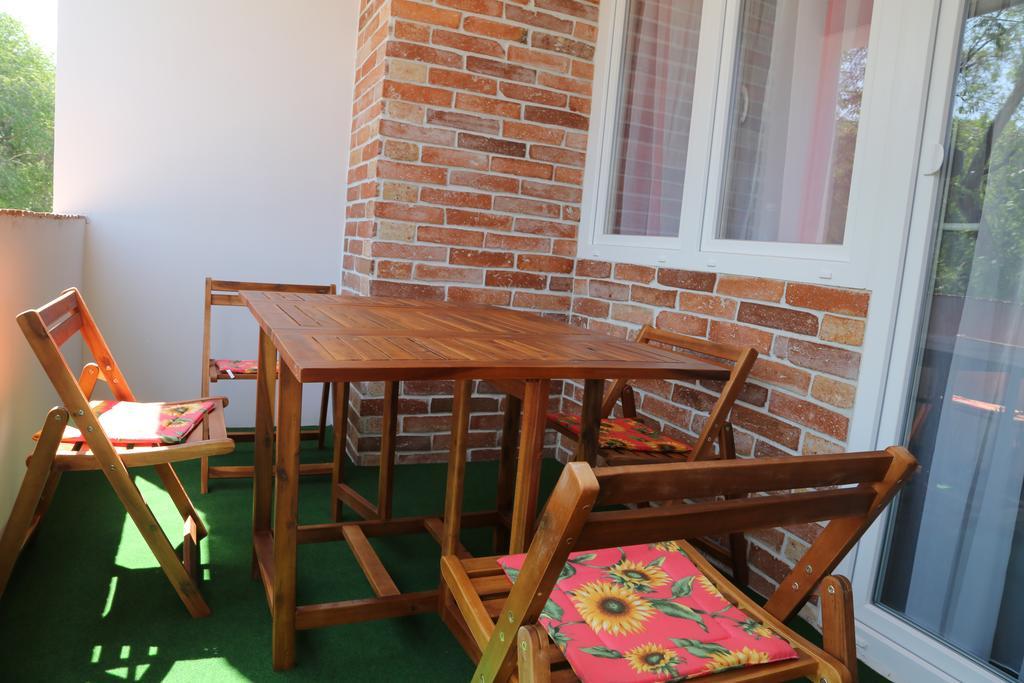 Szofi Apartman Hajdúszoboszló Exterior foto